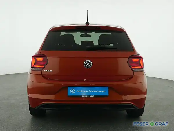 VW POLO (14/20)